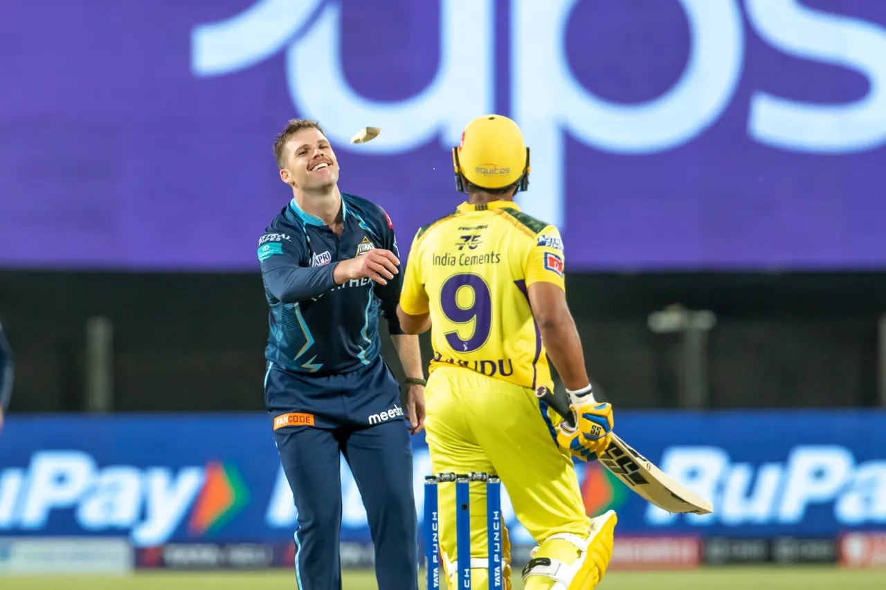 Lockie Ferguson's delivery broke the bat of Ambati Rayudu