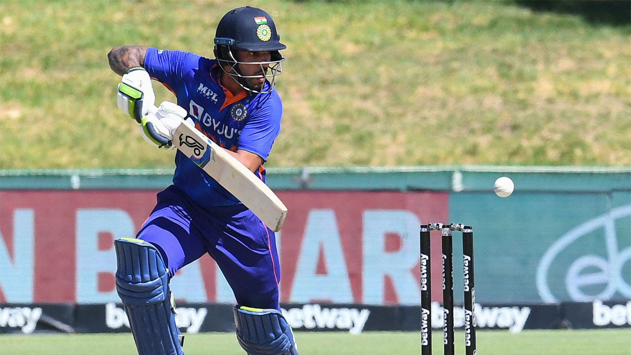 ZIM vs IND | Every innings is like a war for Shikhar Dhawan, opines Mohammad Kaif
