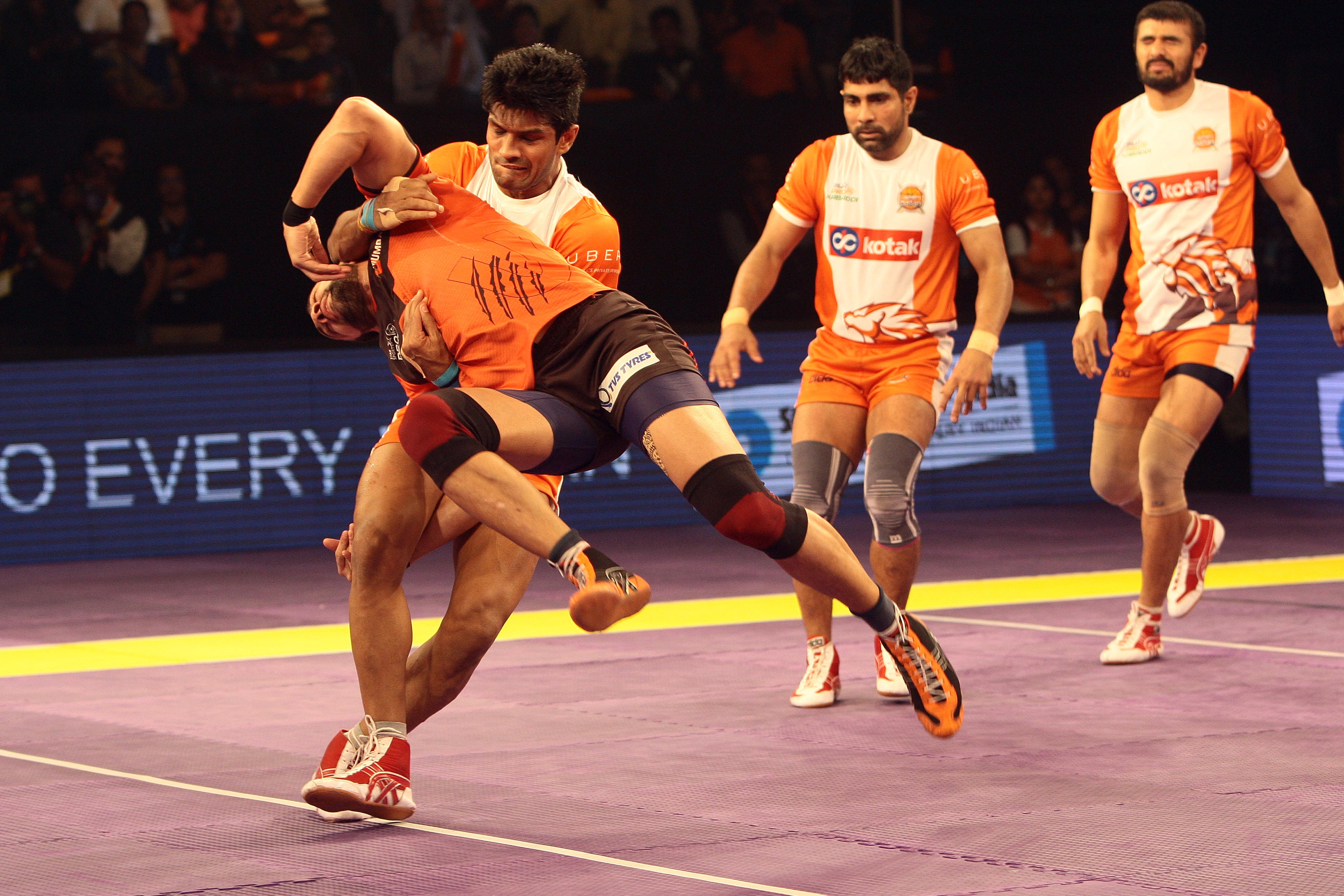 PKL 2017 | Puneri Paltan thrash U Mumba 33-21 to get off to a perfect start