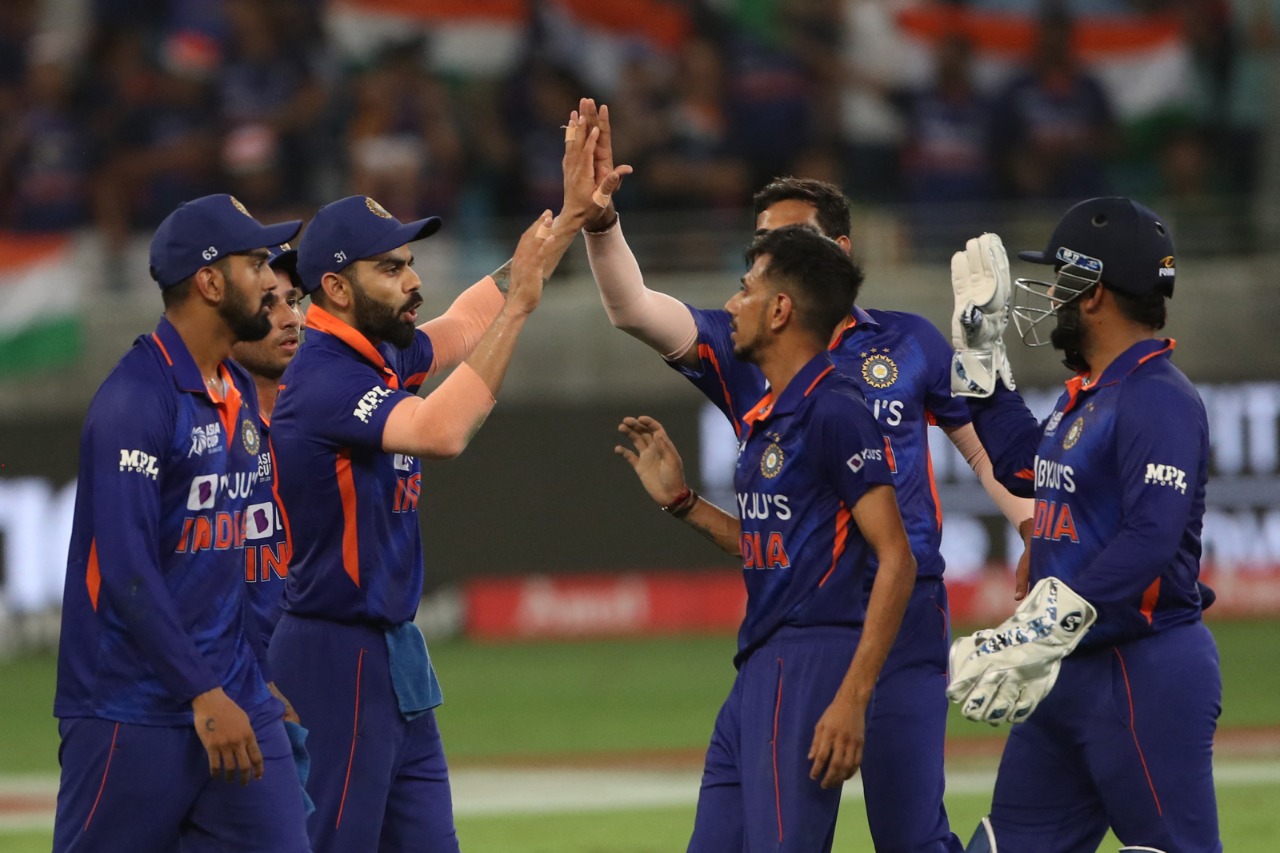 T20 World Cup 2022 | Indian bowling looking very weak, no wicket-taking option in sight, reckons Aakash Chopra