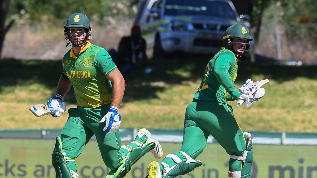 IND vs SA | Twitter reacts as South Africa defeat India by seven wickets in second ODI to claim series 2-0