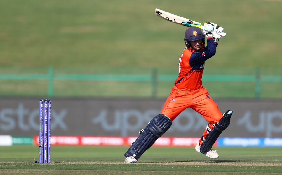 ICC World T20 | Twitter reacts as 'innovative' Scott Edwards makes mockery of South African field setup