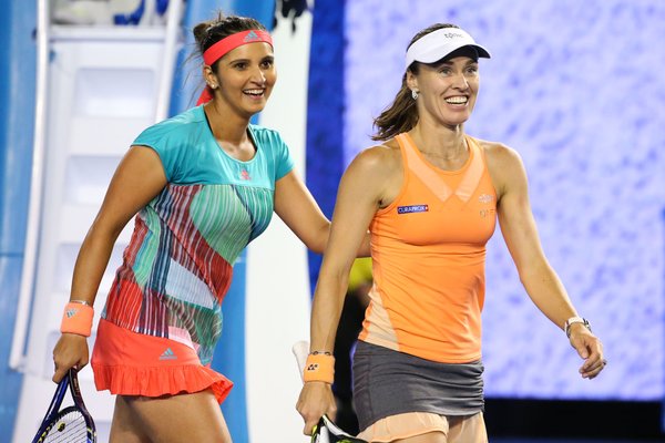 WTA finals | Sania-Hingis enter semis ; Kerber continues dominance